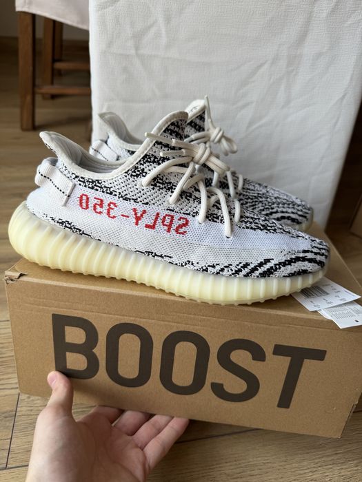 Adidas Yeezy Boost 350 V2 Zebra buty sneakersy białe czarne 42