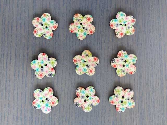 Botões Madeira Flores