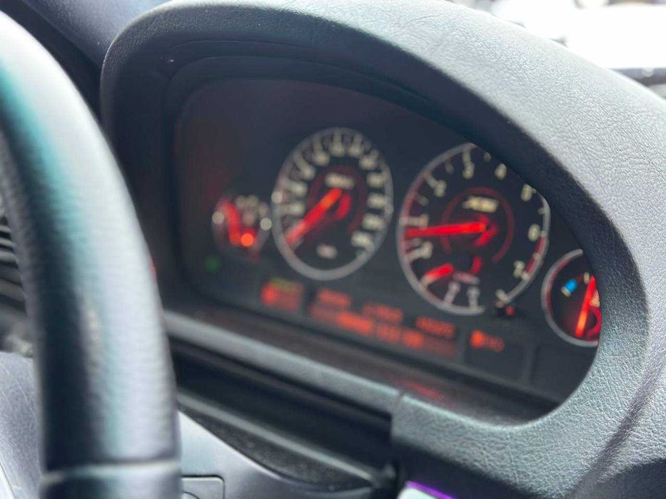 BMW X5 2002 рік 3.0 бензин газ