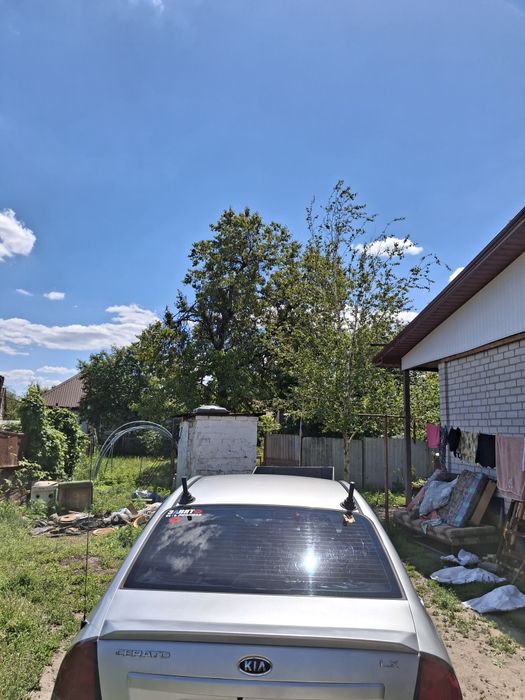 Продам машину, кия черато