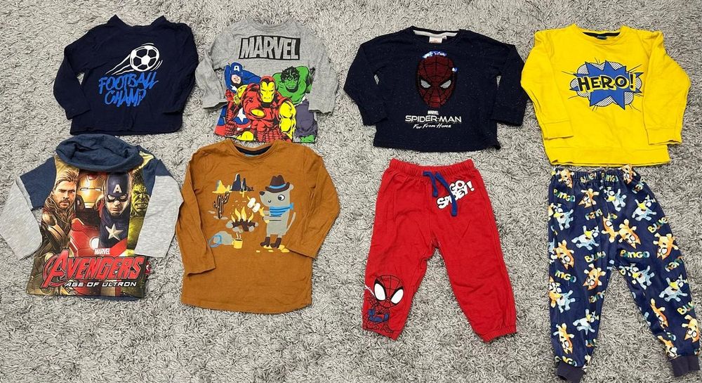 Дитячі речі на хлопчика на  2-4 роки світшоти,лонгсліви,штани