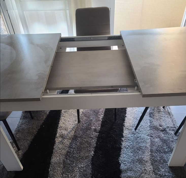 Mesa de sala de estar