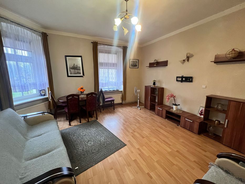 Sprzedam mieszkanie 60 m² z garażem – cena do negocjacji