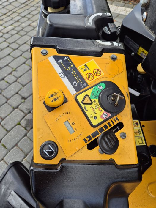 Traktorek Kosiarka Cub Cadet  XZ3 ZERO TURN  Kawasaki