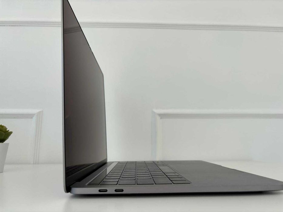 Apple MacBook Pro 13'' 2017