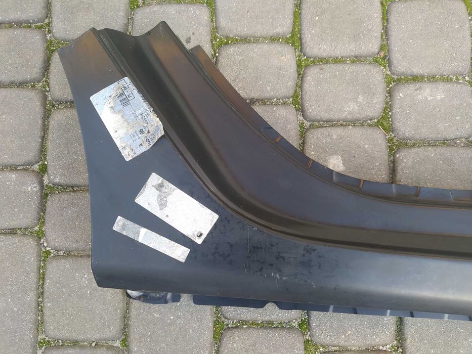 Ford Fiesta mk7 próg prawy poszycie