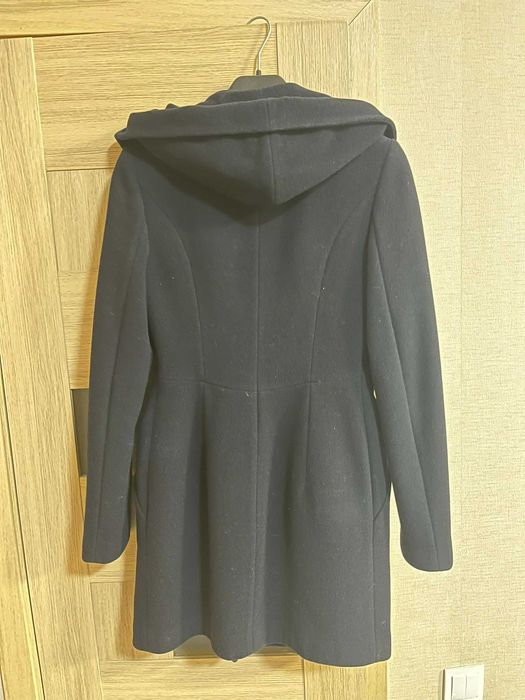 Жіноче пальто у гарному стані