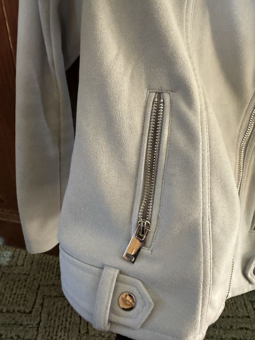 Курточка……::……..