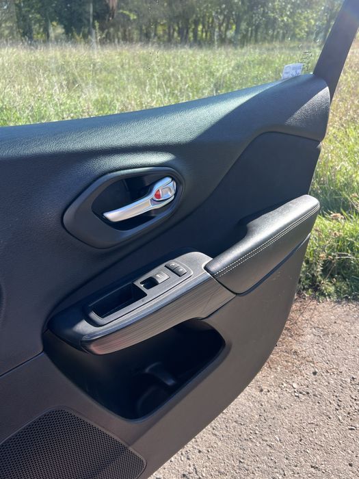 Продам автомобіль в гарному стані