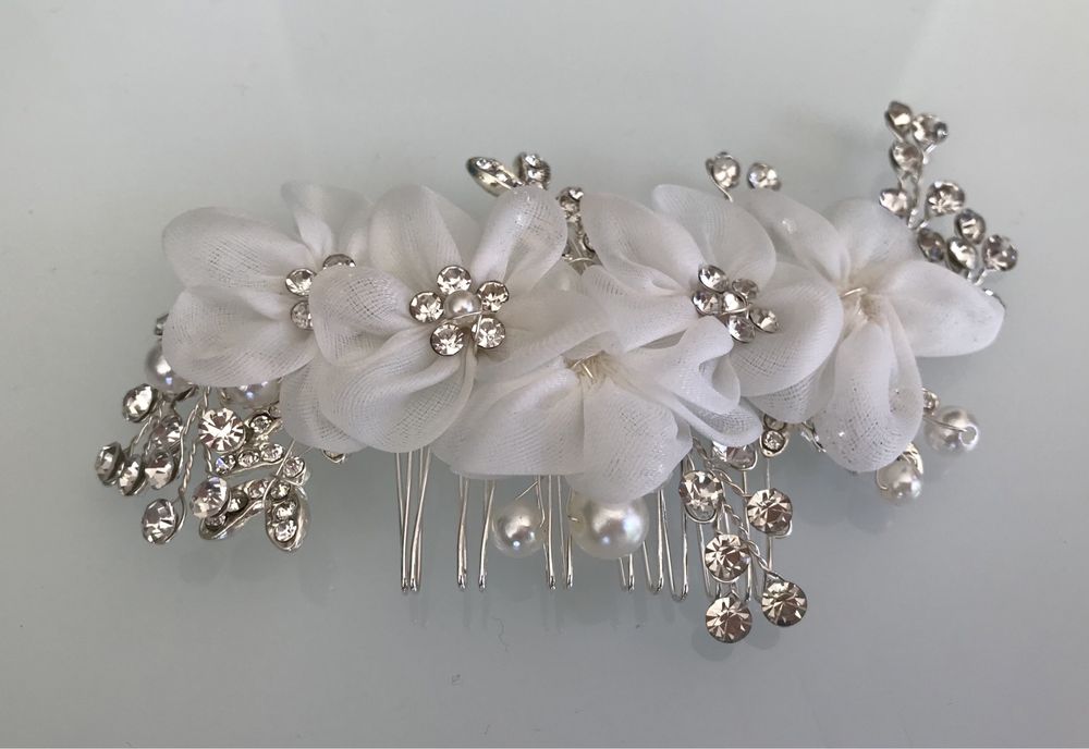 Toucado de noiva64284946712961120