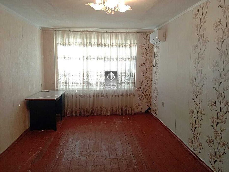 Продам 2-кімнатну квартиру в Дніпровському районі, вул. Щаслива