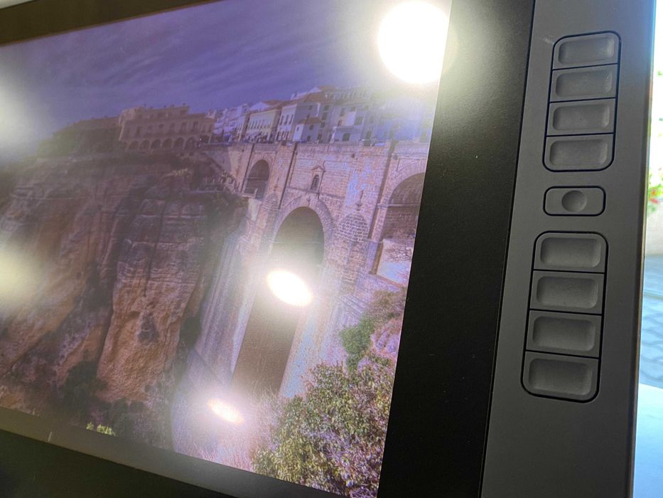 Tablet Gráfico Wacom Cintiq 22 FHD