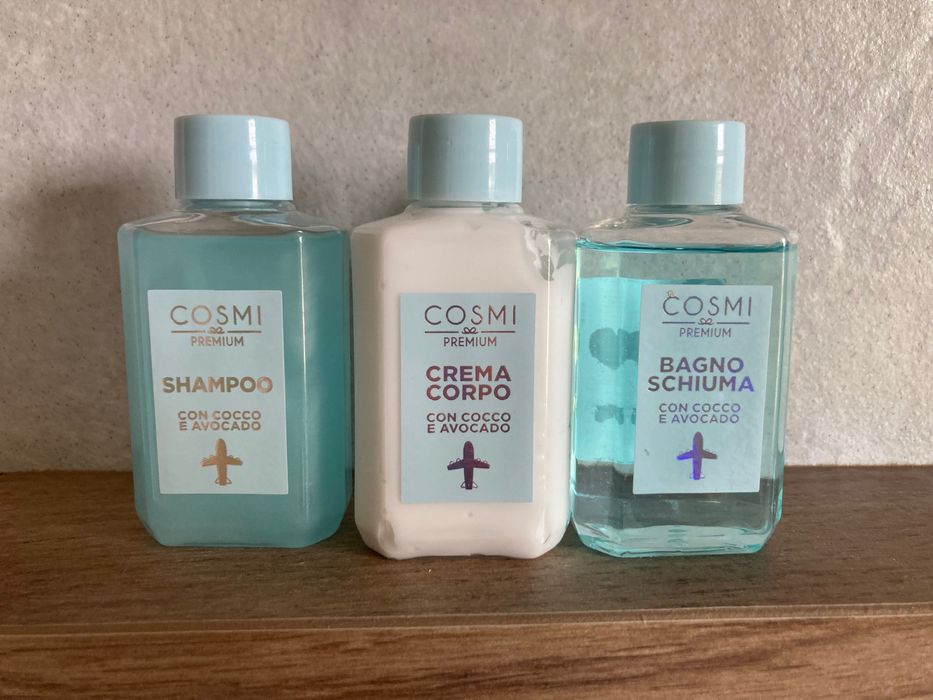 Kosmetyki do podróży mini zestaw kosmetyków Cosmo premium