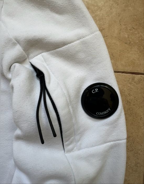 свитшот cp company