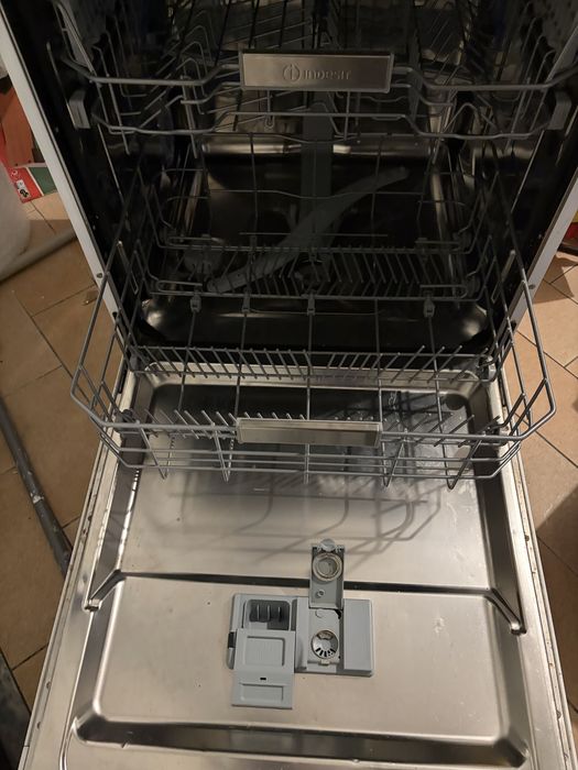 Máquina lavar loiça Candy