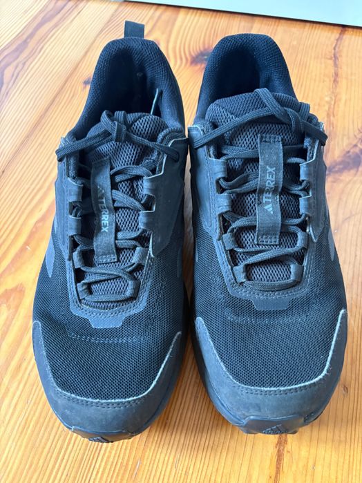Buty sportowe trekingowe