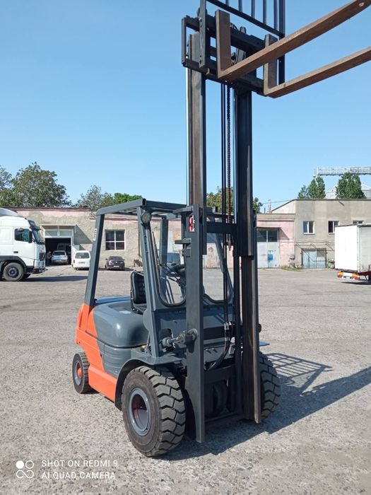 Погрузчик Tayota