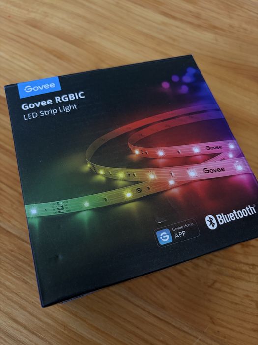 Світлодіодна стрічка Govee RGBIC 10м WiFi/Bluetooth 24V