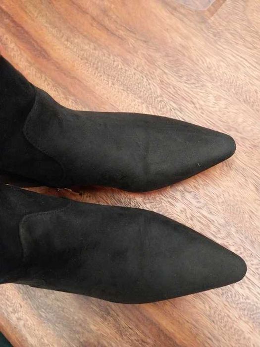 Botins Seaside 38