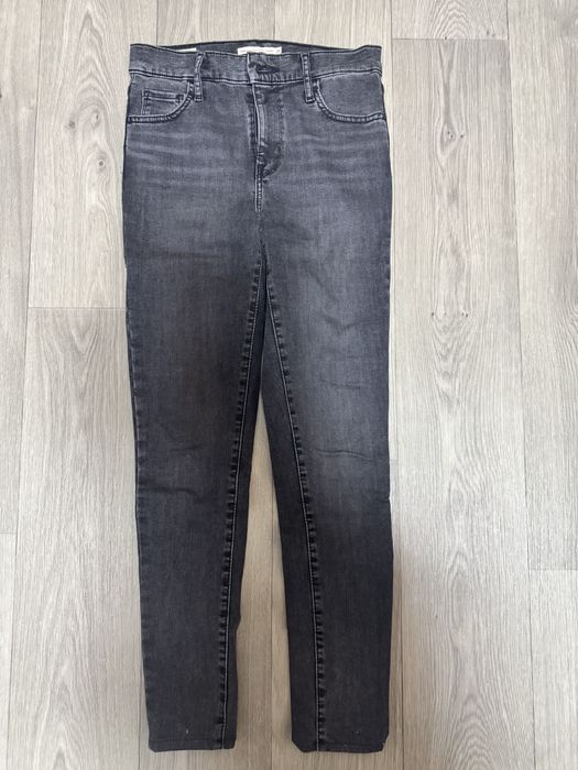 Джинси жіночі Levi’s 26, Mango 36