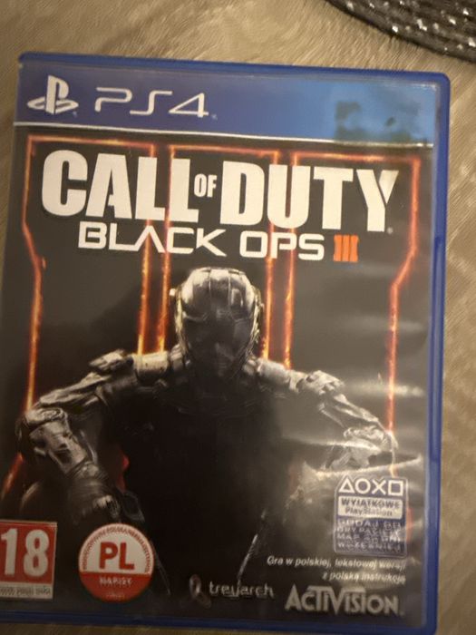 Playstation 4 z padem i okablowaniem 1TB