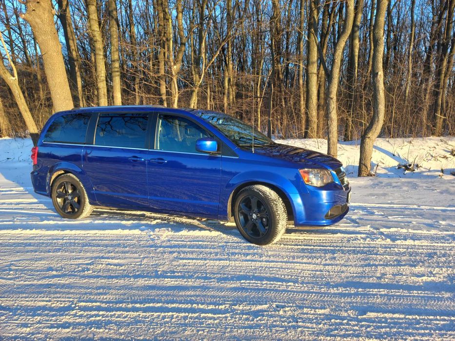 Dodge Grand Caravan 5  2019 р. GT CREW SXT + Мінівен 7 місць