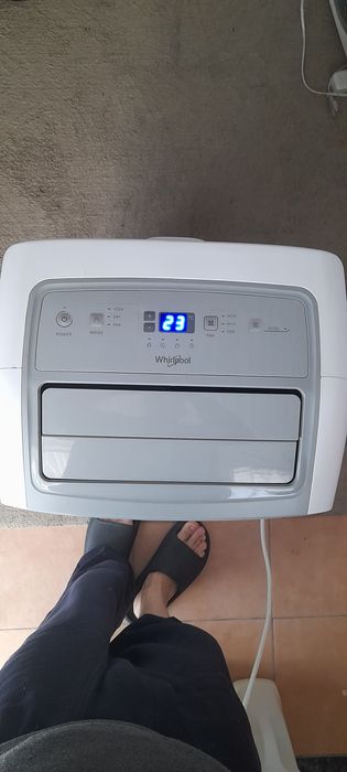 Ar condicionado whirlpool 12.000 btu potente.