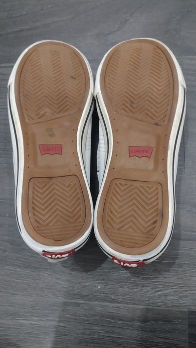 Levi's białe trampki męskie rozmiar 41