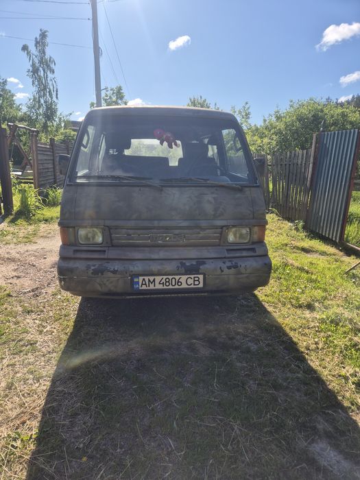 Mazda e2200 дизель