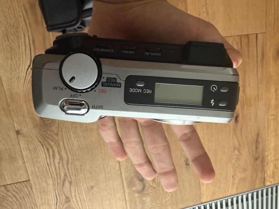 Sprzedam retro kamere panasonic tanio!!