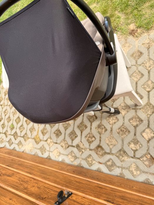 Fotelik samochodowy maxicosi z bazą isofix