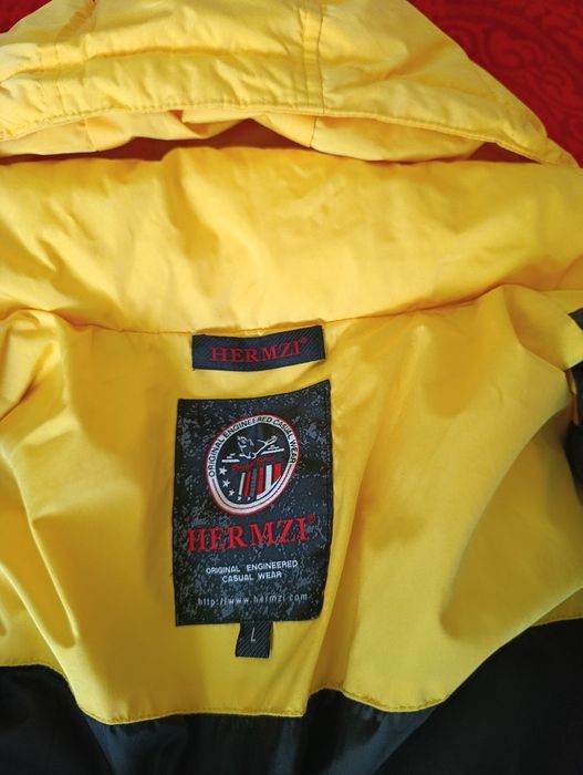 Пуховик жёлтый мужской L