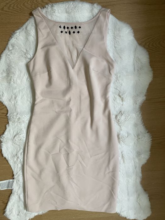 Vestido Rosa com  detalhes preto