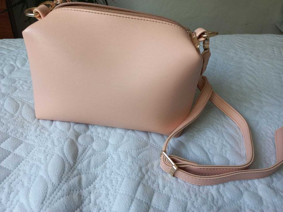 Сумка з ремінцем