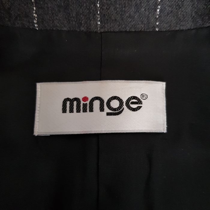 Damski garnitur od Evy Minge