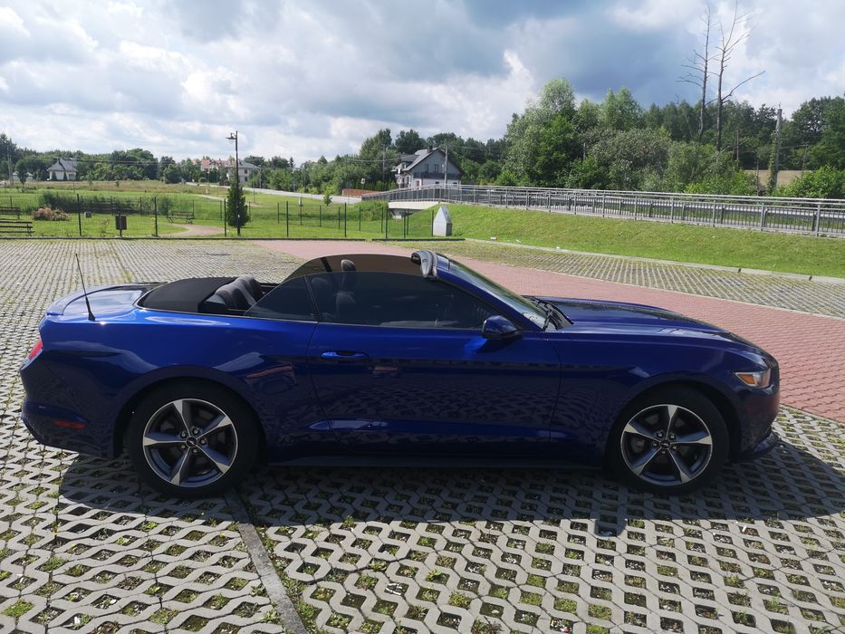 Ford Mustang cabrio 3.7