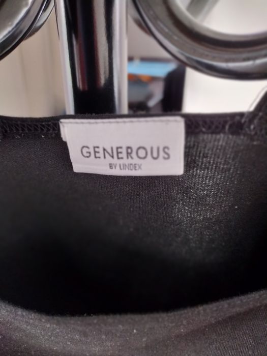 Czarny top GENEROUS rozm 42