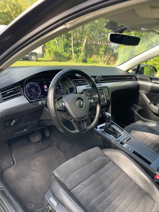 VW PASSAT 2.0 tdi Niski Przebieg WYJATKOWY STAN