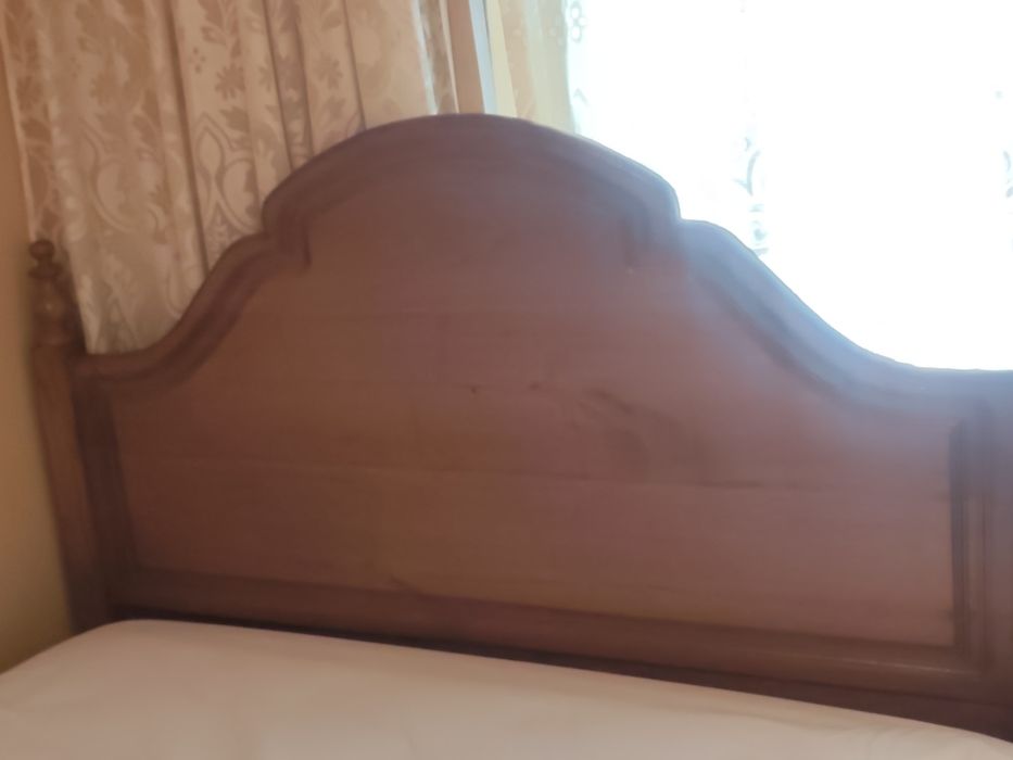 Conjunto de mobília de quarto em madeira maciça
