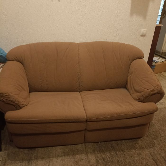 Sofá em pele sem cama