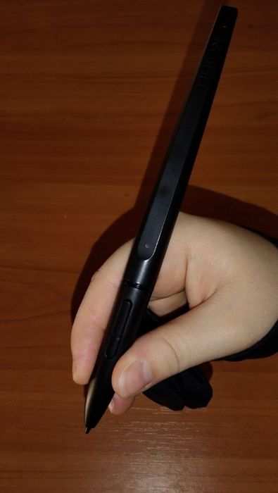 Продаю графічний планшет Huion W. МОЖЛИВИЙ ТОРГ H1409 (8192)