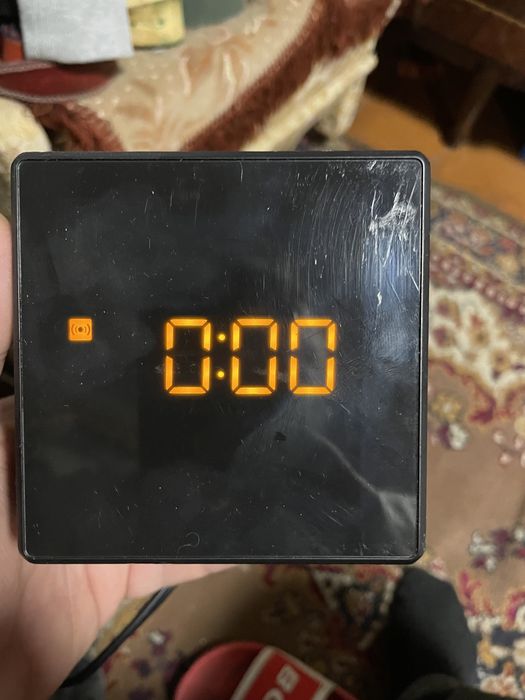 Радіо годинник Sony ICF - c1