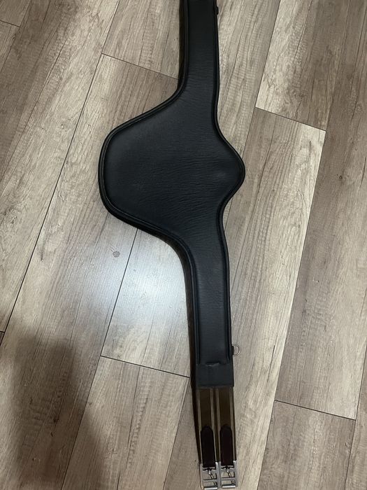 Popręg z fartuchem 135