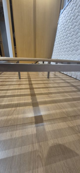 colchão em ótimo estado