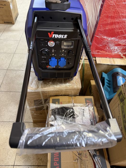 Инверторный бензиновый генератор VTools VG4750iSR 4кВт со стартером