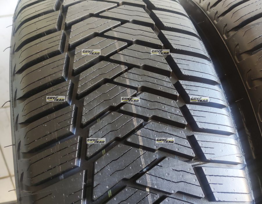 2x 235/65R16C Bridgestone Duravis AllSeason 2023r C/A/72dB 3 lata gwar