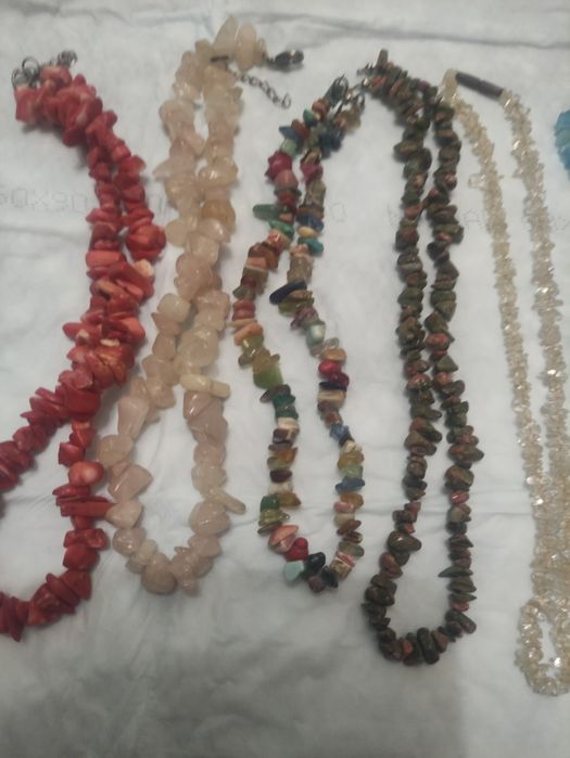 Продам бусы, покупались как натуральные камни