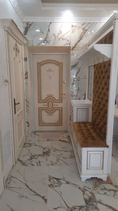 Без відкл СВІТЛА ! Центр 4 кімнатна подобова 10 осіб  оренда посуточна