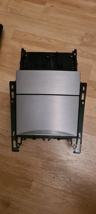 Mercedes W212 Kombi na części - osprzęt, skrzynia, blacharka, ćwiartki