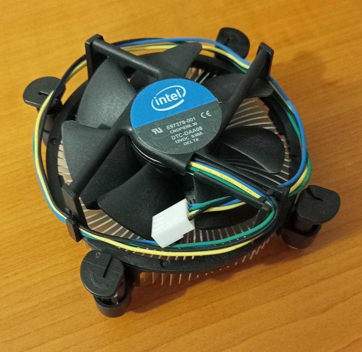 Процесор Intel Core i5-760 + кулер